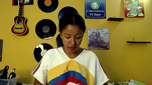 Snapshot of meisevil77 chatting on February 2026 02:44:02 AM meisevil77 online show from February 2026 02:44:02 AM