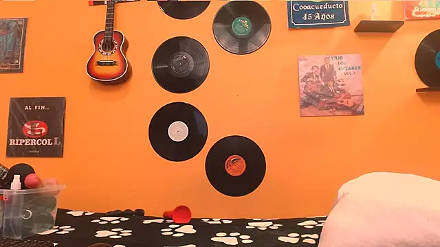 meisevil77 online show from November 2025 01:50:02 AM