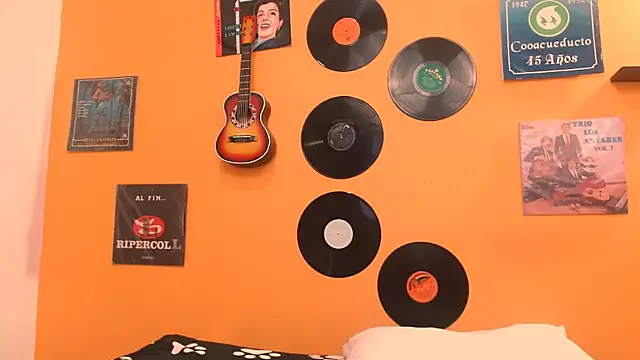 meisevil77 online show from November 2025 02:17:01 AM