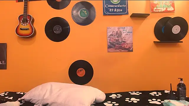 Snapshot of meisevil77 chatting on December 2025 02:57:02 AM meisevil77 online show from December 2025 02:57:02 AM