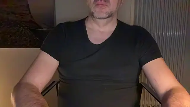 Snapshot of german9inch chatting on January 2025 10:07:02 PM german9inch online show from January 2025 10:07:02 PM