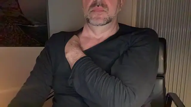 Snapshot of german9inch chatting on March 2025 04:49:01 AM german9inch online show from March 2025 04:49:01 AM