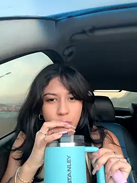 Snapshot of lynn9000 chatting on November 2025 09:41:01 PM lynn9000 online show from November 2025 09:41:01 PM