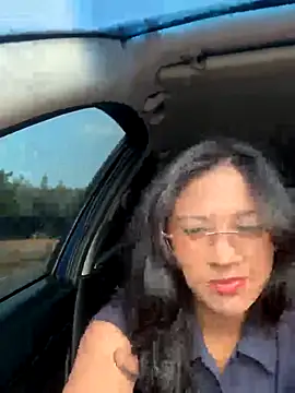 Snapshot of lynn9000 chatting on November 2025 07:36:02 PM lynn9000 online show from November 2025 07:36:02 PM