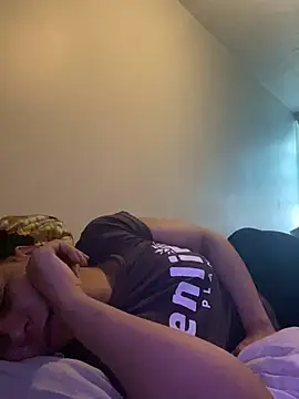 Velvetraexo online show from April 2026 05:52:02 PM