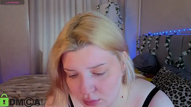 Michele Greenn online show from May 2026 01:09:01 AM