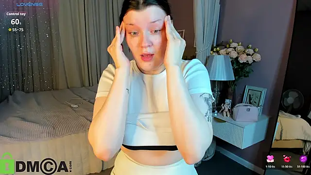 Michele Greenn online show from October 2025 01:27:02 AM