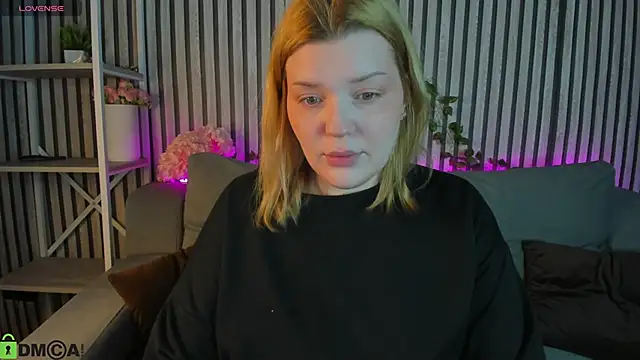 Michele Greenn online show from March 2026 01:04:01 AM