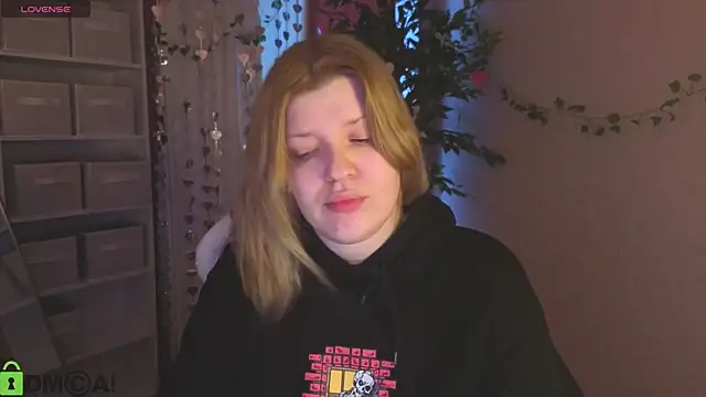 Michele Greenn online show from March 2026 01:01:02 AM