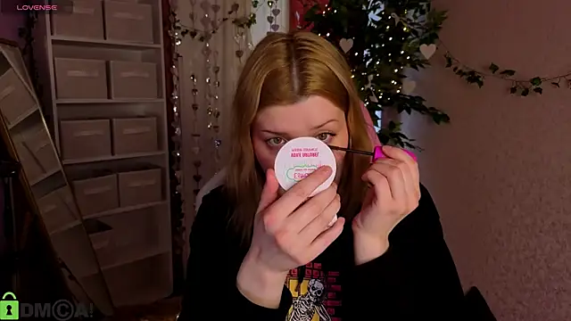 Michele Greenn online show from March 2026 01:07:01 AM