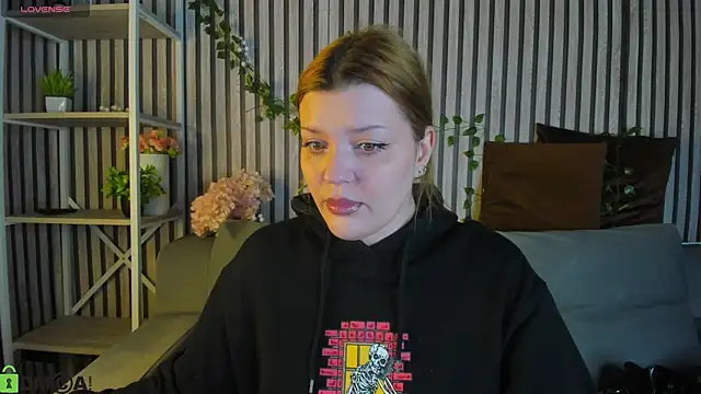 Michele Greenn online show from February 2026 01:05:02 AM