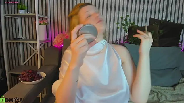 Michele Greenn online show from April 2026 01:13:02 AM