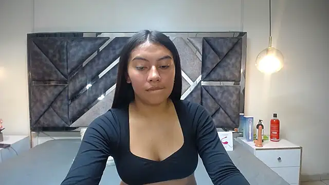 Janne  online show from September 2025 03:44:01 AM