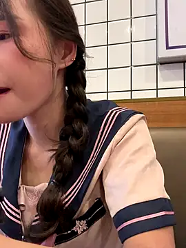 Snapshot of Adora188 chatting on October 2025 08:37:01 AM Adora188 online show from October 2025 08:37:01 AM