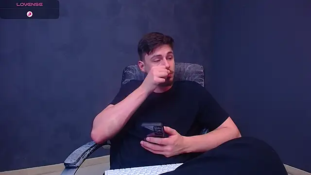 EnzoRace online show from December 2025 09:04:02 AM