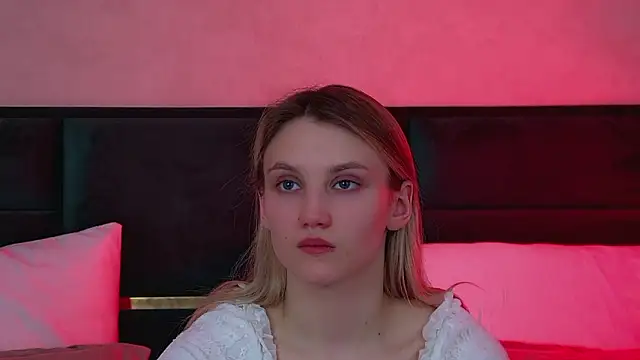 StacyEvances online show from March 2026 06:32:02 PM