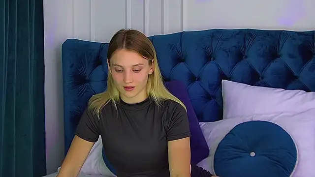 StacyEvances online show from July 2026 06:36:01 PM