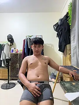 Adim-pinoy146 online show from June 2026 10:37:01 PM