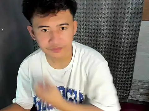 Adim-pinoy146 online show from May 2026 08:43:02 AM