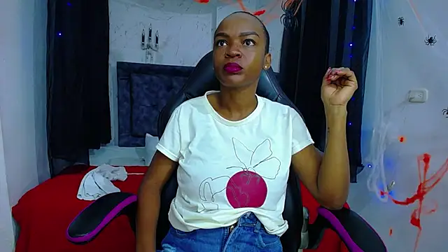 mia  thomson  online show from November 2025 12:30:01 PM