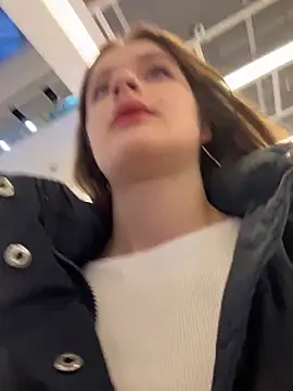 KittyQueeny online show from November 2025 01:22:02 PM