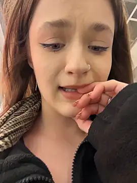 KittyQueeny online show from October 2025 02:28:02 PM