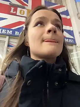 KittyQueeny online show from December 2025 01:13:02 PM