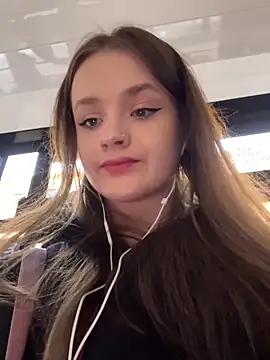 KittyQueeny online show from September 2025 02:12:01 PM