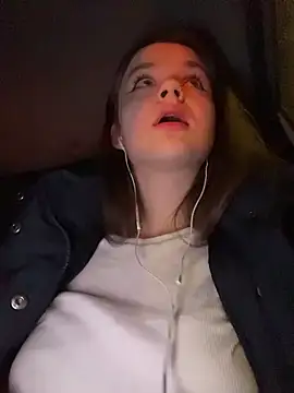 KittyQueeny online show from November 2025 02:07:02 PM