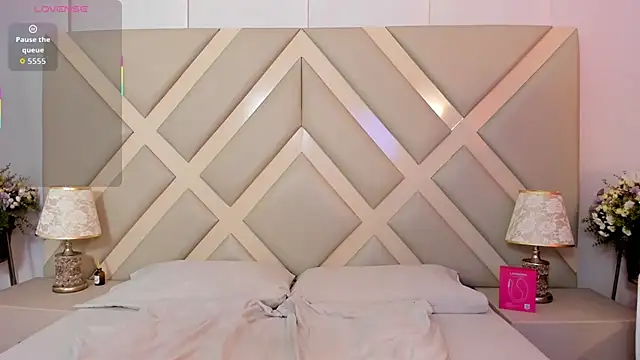 Sarita Williams  online show from October 2025 03:38:01 AM