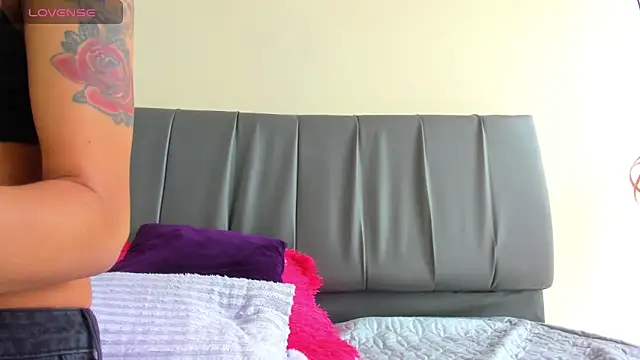 iisabella noa online show from March 2026 02:56:02 PM