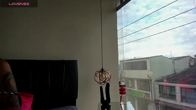 iisabella noa online show from March 2026 12:31:01 PM