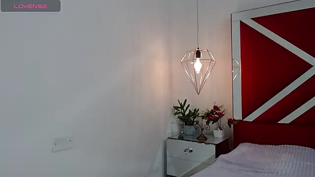 iisabella noa online show from November 2025 08:02:02 PM