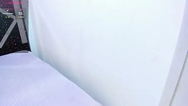 iisabella noa online show from October 2025 02:25:02 PM