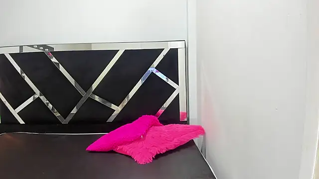 Snapshot of iisabella_noa chatting on September 2025 12:51:01 PM iisabella noa online show from September 2025 12:51:01 PM