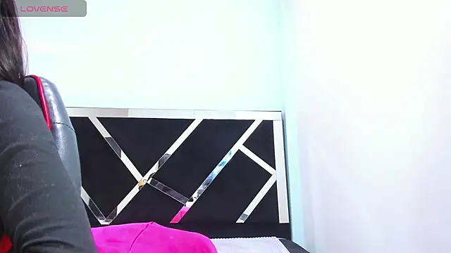 iisabella noa online show from January 2026 05:27:02 PM