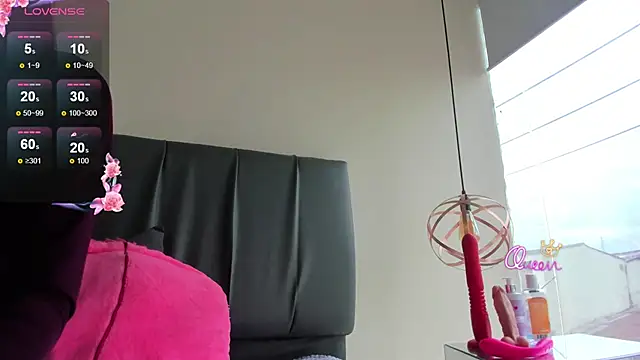 iisabella noa online show from February 2026 12:39:02 PM