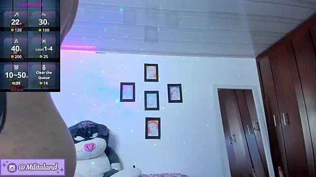 milita houston online show from September 2025 03:16:01 AM