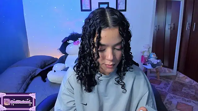 milita houston online show from October 2025 04:26:02 PM