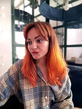 SaraLow online show from October 2025 06:44:02 AM