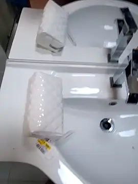 giova17cm online show from April 2026 05:43:02 AM