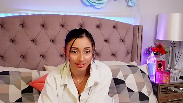 JenniferLovve online show from March 2026 03:45:02 AM