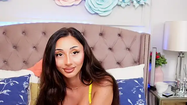 JenniferLovve online show from May 2026 04:32:02 AM