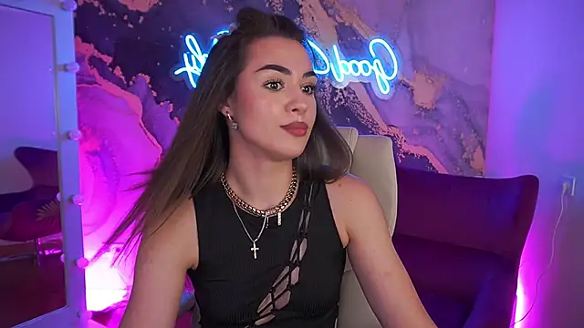 Snapshot of EricaSin chatting on June 2026 01:00:02 PM EricaSin online show from June 2026 01:00:02 PM