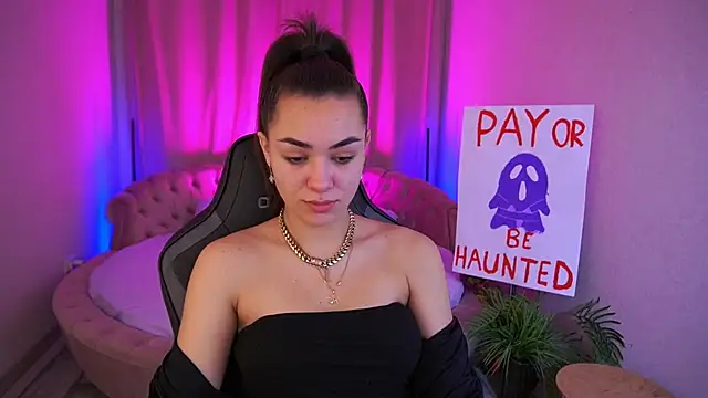 EricaSin online show from November 2025 07:02:01 AM