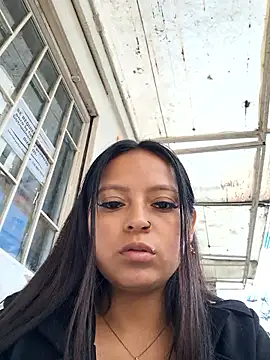 LunaHot 777 online show from October 2025 08:20:01 PM