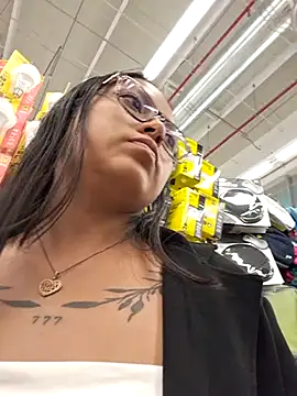 LunaHot 777 online show from December 2025 08:04:02 PM