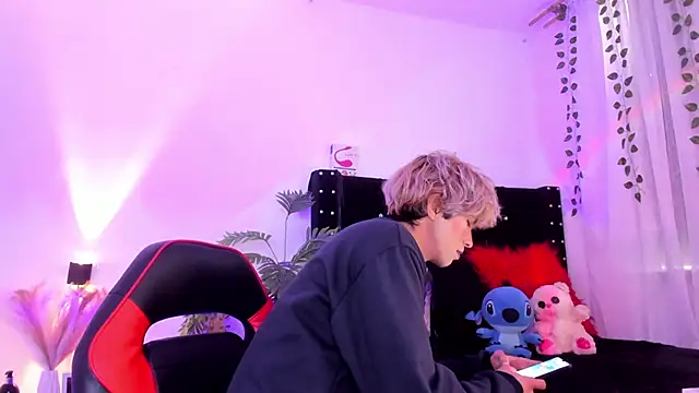 Cooperrosscute233 online show from February 2026 09:05:02 PM