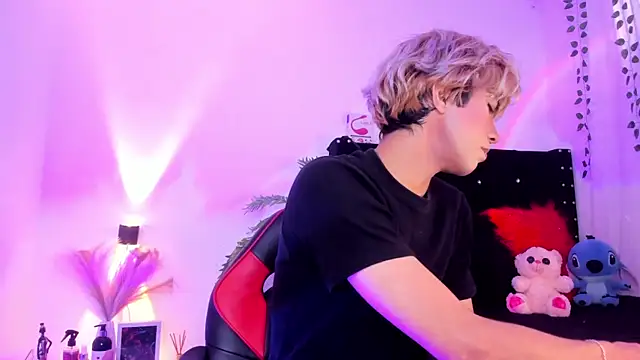 Cooperrosscute233 online show from February 2026 07:58:01 PM