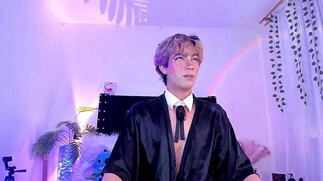 Cooperrosscute233 online show from March 2026 03:47:01 PM